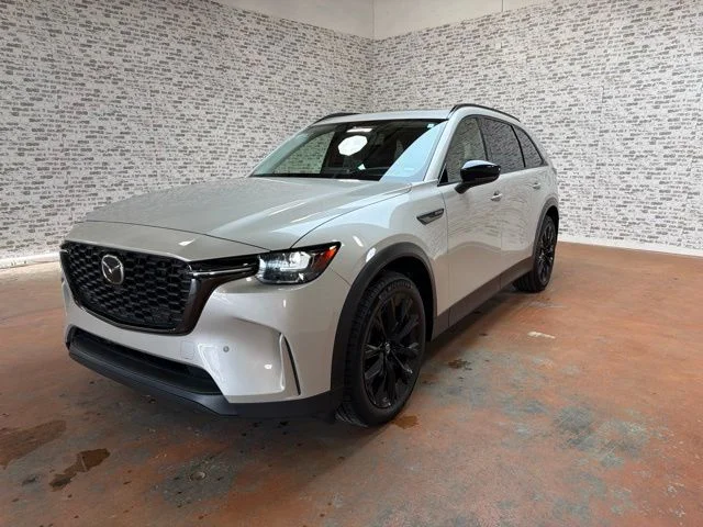 Used 2025 Platinum Quartz Mazda 3.3 Turbo Premium image 3