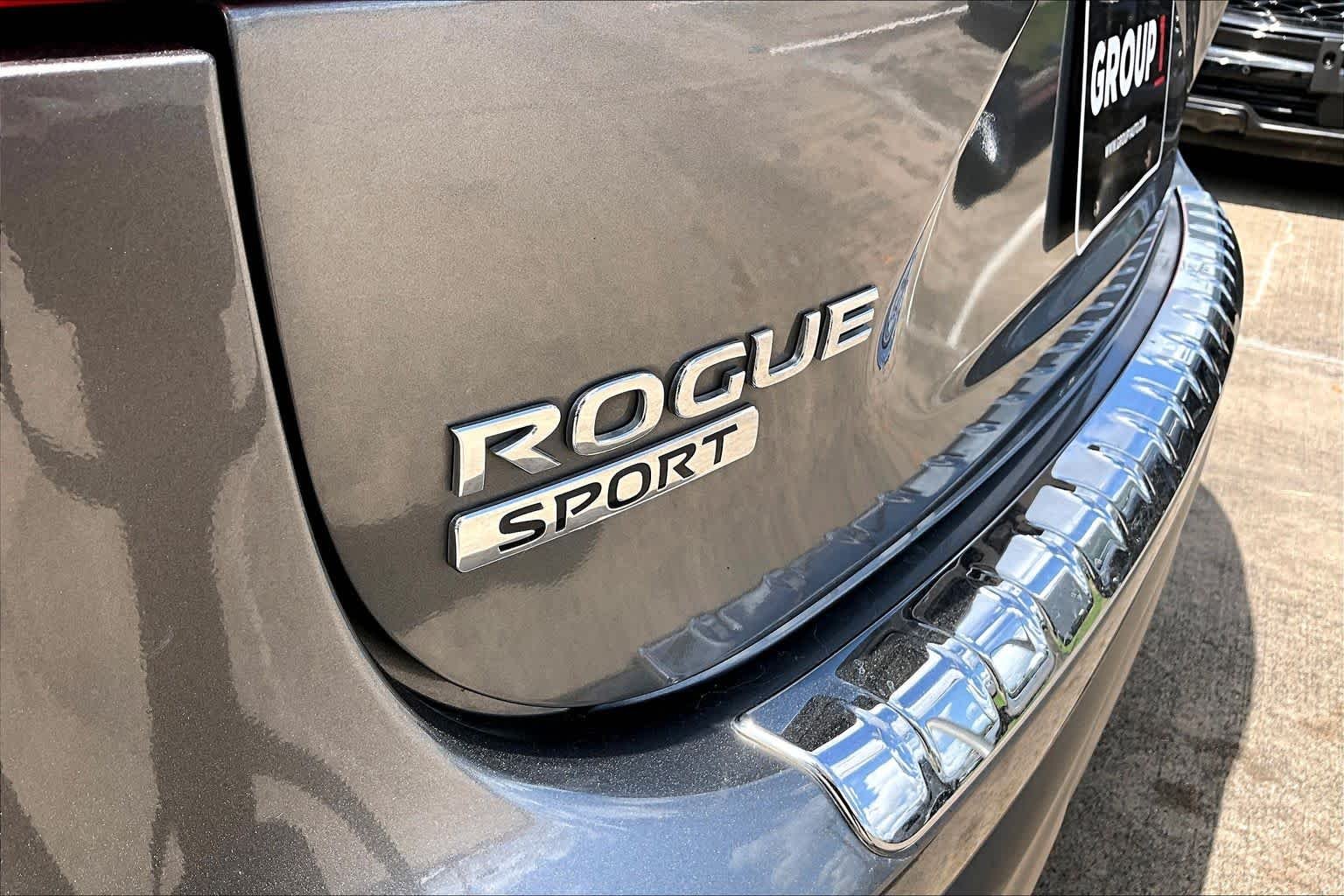 Used 2018 Gun Metallic Nissan S image 31