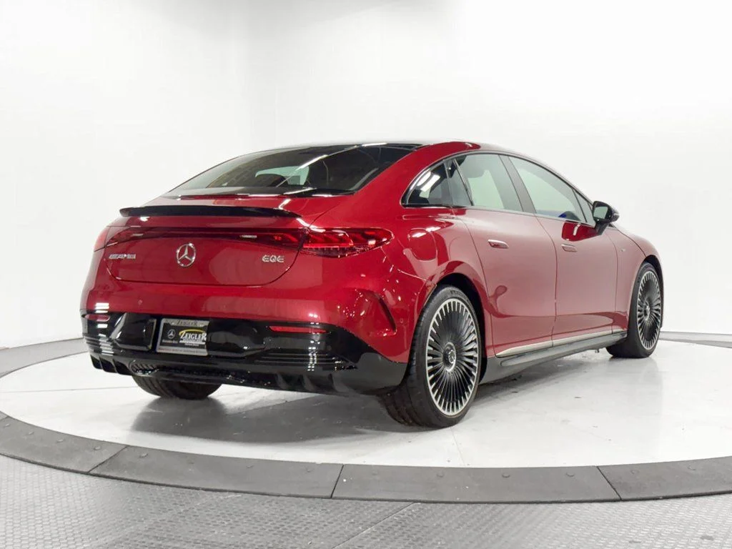 Used 2023 MANUFAKTUR Cardinal Red Metallic Mercedes-Benz Base image 36