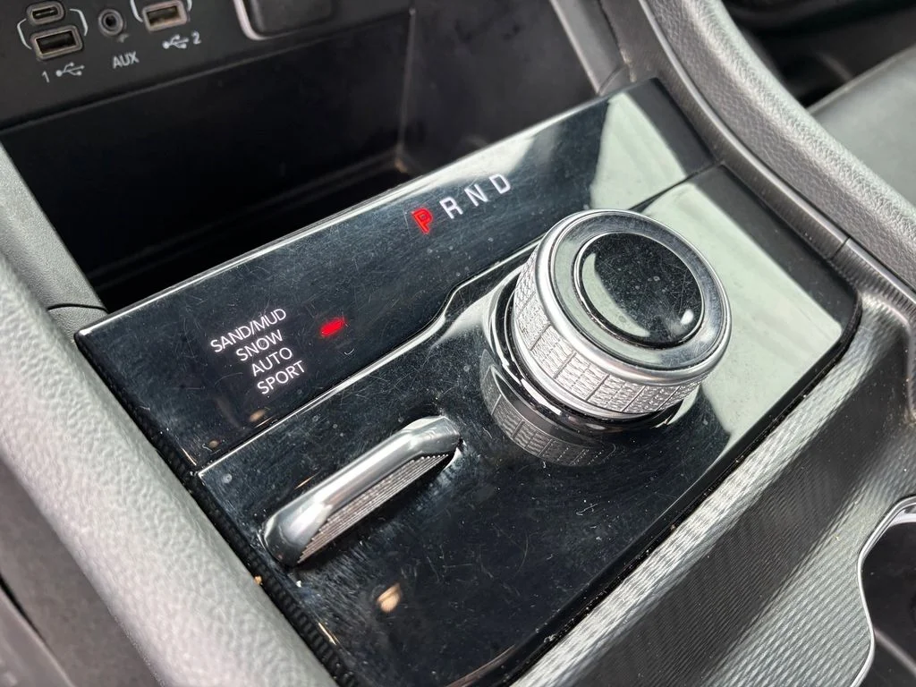 Used 2024 Black Jeep Limited image 19