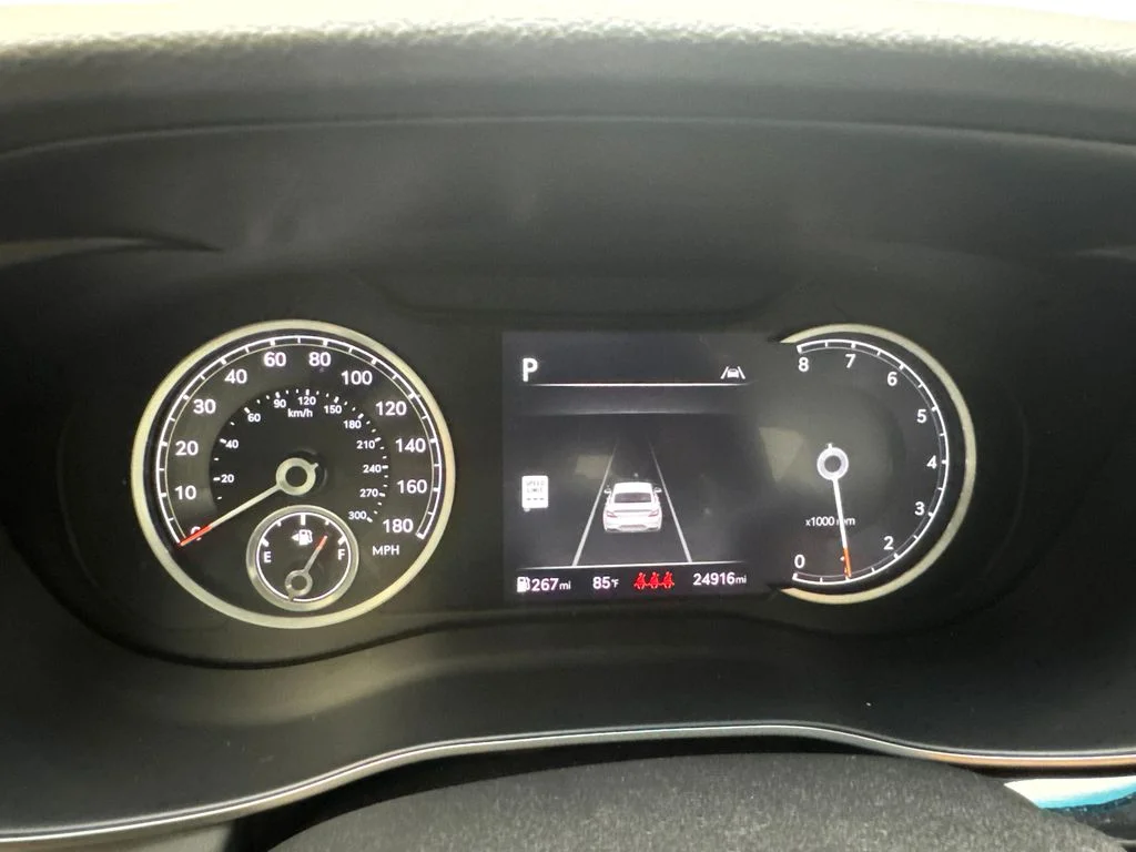 Used 2025 Silver Genesis 2.5T image 59