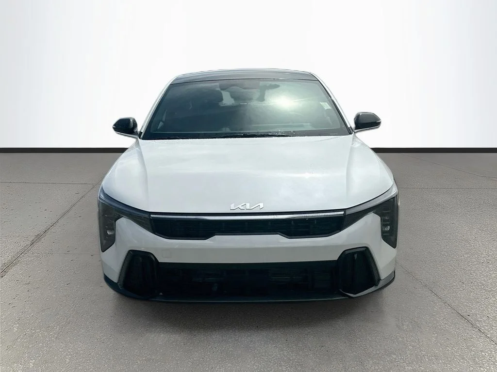 New 2026 Snow White Pearl Kia GT-Line image 2