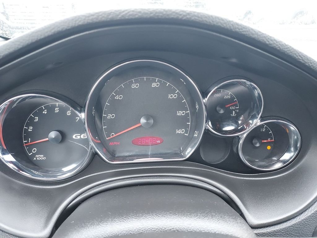 Used 2008 Silver Pontiac GT image 21