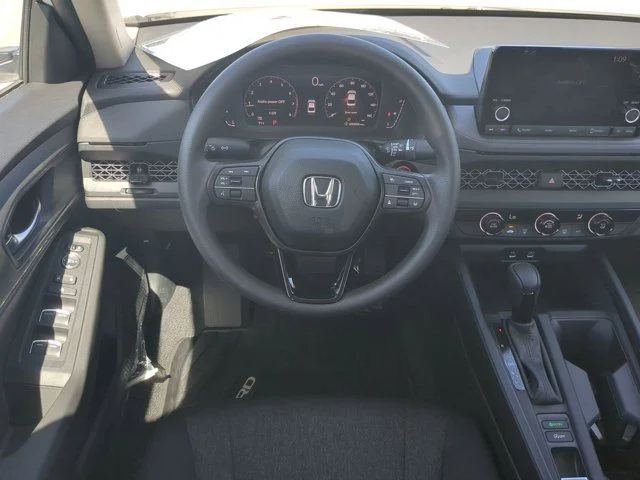 New 2026 Platinum White Pearl Honda LX image 14