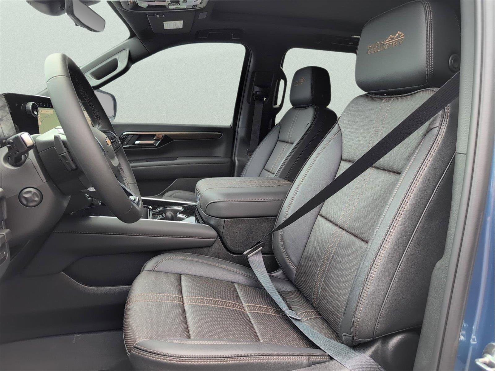 2026 Chevrolet Suburban High Country - Photo 14