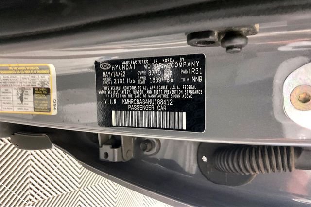 Used 2022 Gray Hyundai Limited image 3
