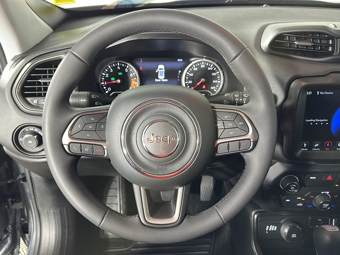 Used 2022 Gray Jeep  image 9