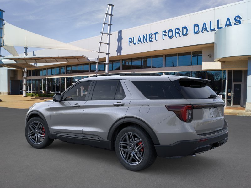 New 2026 Carbonized Gray Metallic Ford ST-Line image 4