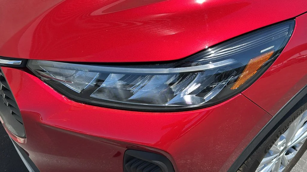 New 2025 Rapid Red Metallic Tinted Clearcoat Ford Active™ image 4