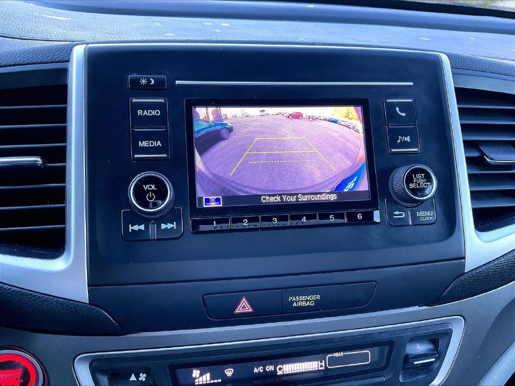 Used 2018 Gray Honda LX image 20