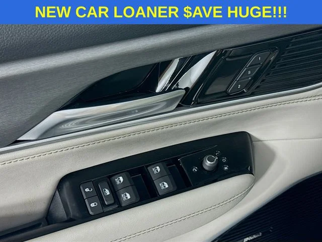New 2026 Bright White Clear-Coat Exterior Paint Jeep Grand Wagoneer image 18