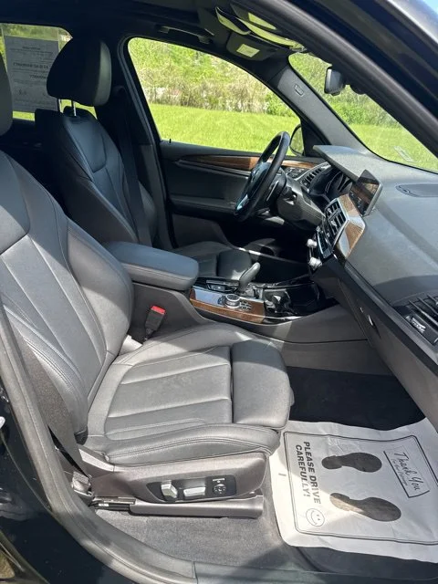 Used 2020 Black BMW xDrive30i image 35