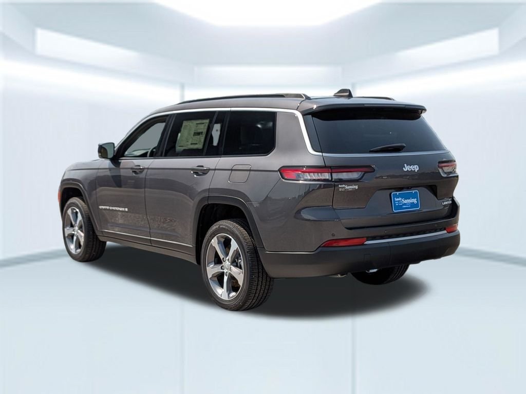 New 2026 Baltic Gray Metallic Clear-Coat Exterior Paint Jeep Limited image 3