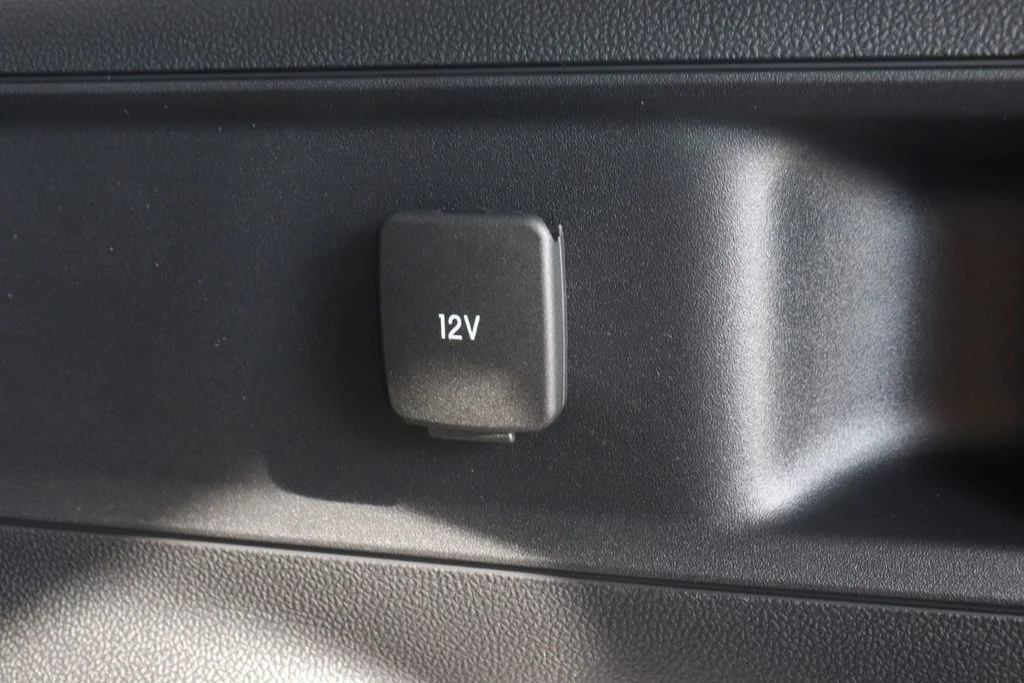 New 2025 Carbonized Gray Metallic Ford Outer Banks® image 42