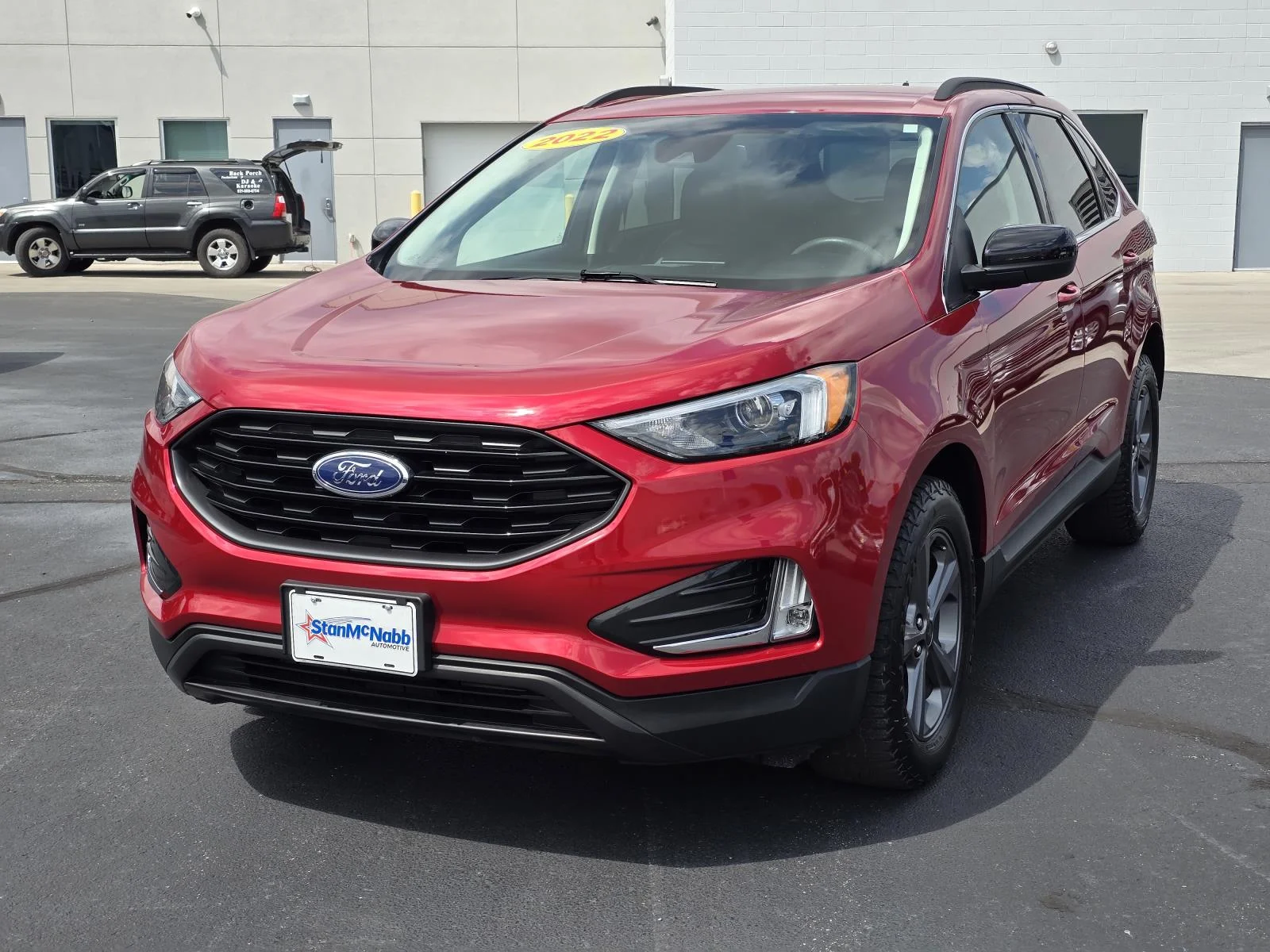 Used 2022 Red Ford SEL image 3