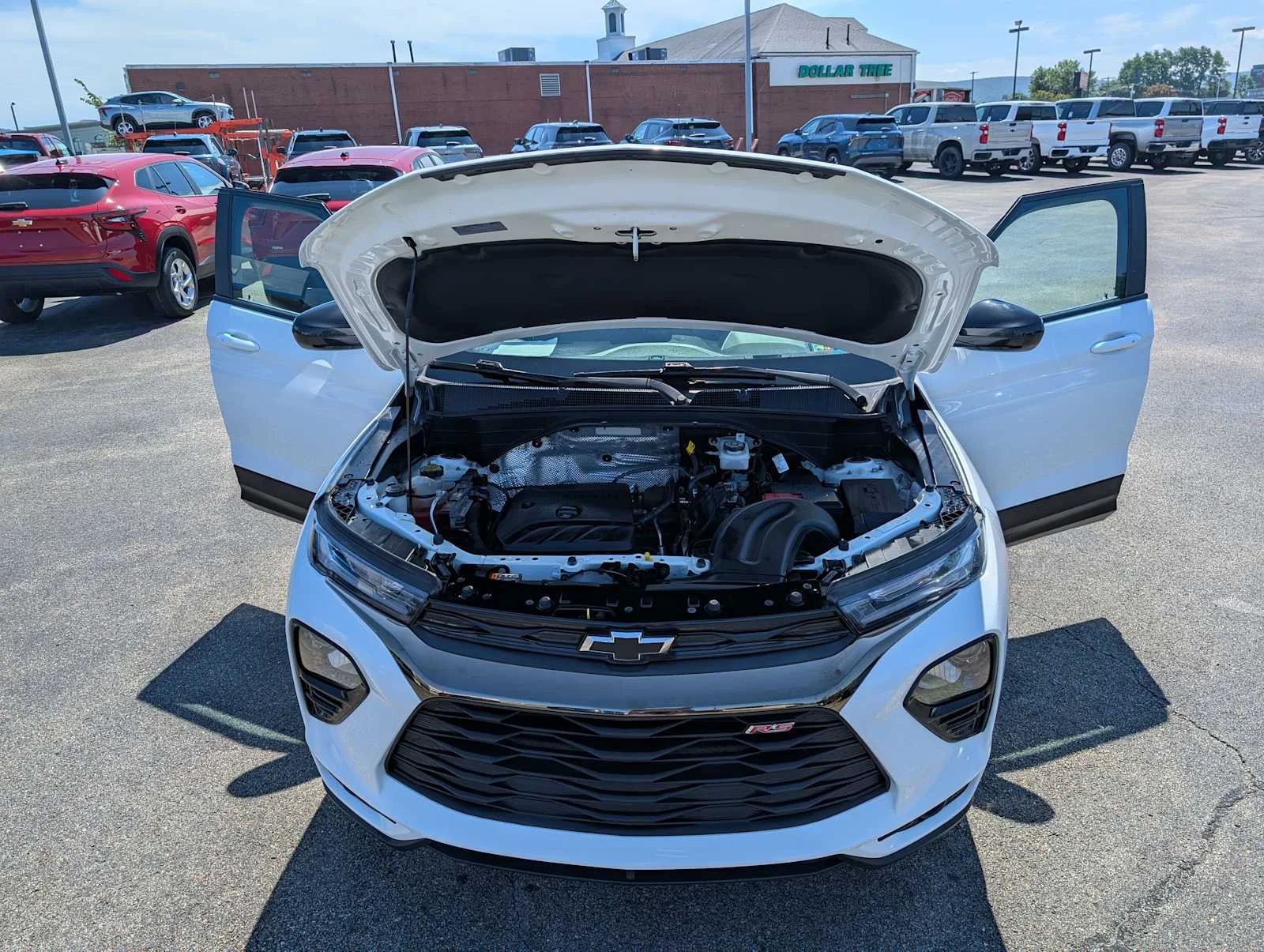 Used 2022 SUMMIT WHITE Chevrolet RS image 13
