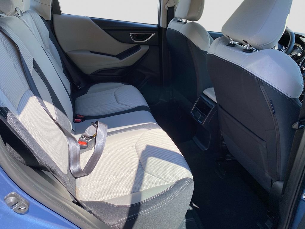 Used 2024 Blue Subaru Base image 22