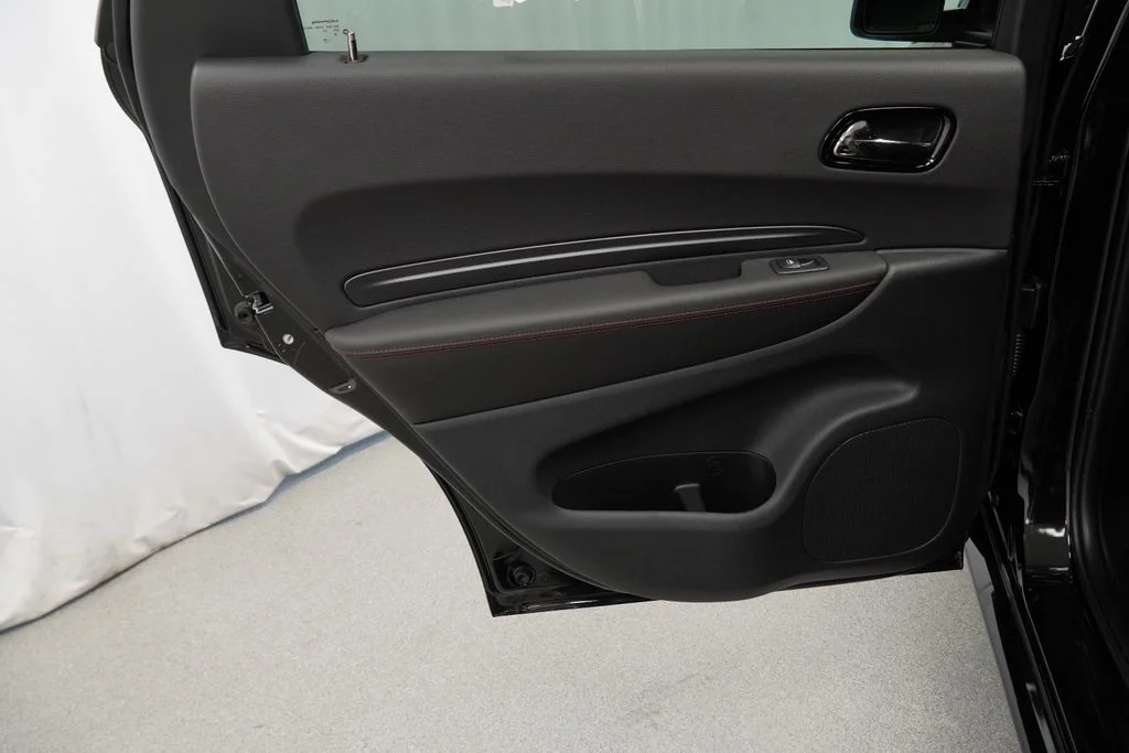 New 2026 Diamond Black Clear-Coat Exterior Paint Dodge GT Plus HEMI V8 image 31