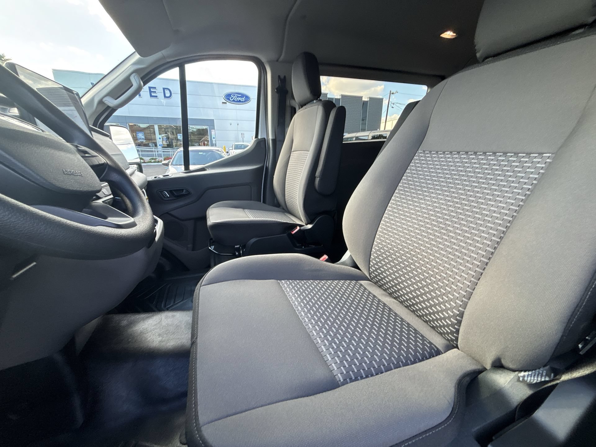 New 2026 Oxford White Ford XL image 11
