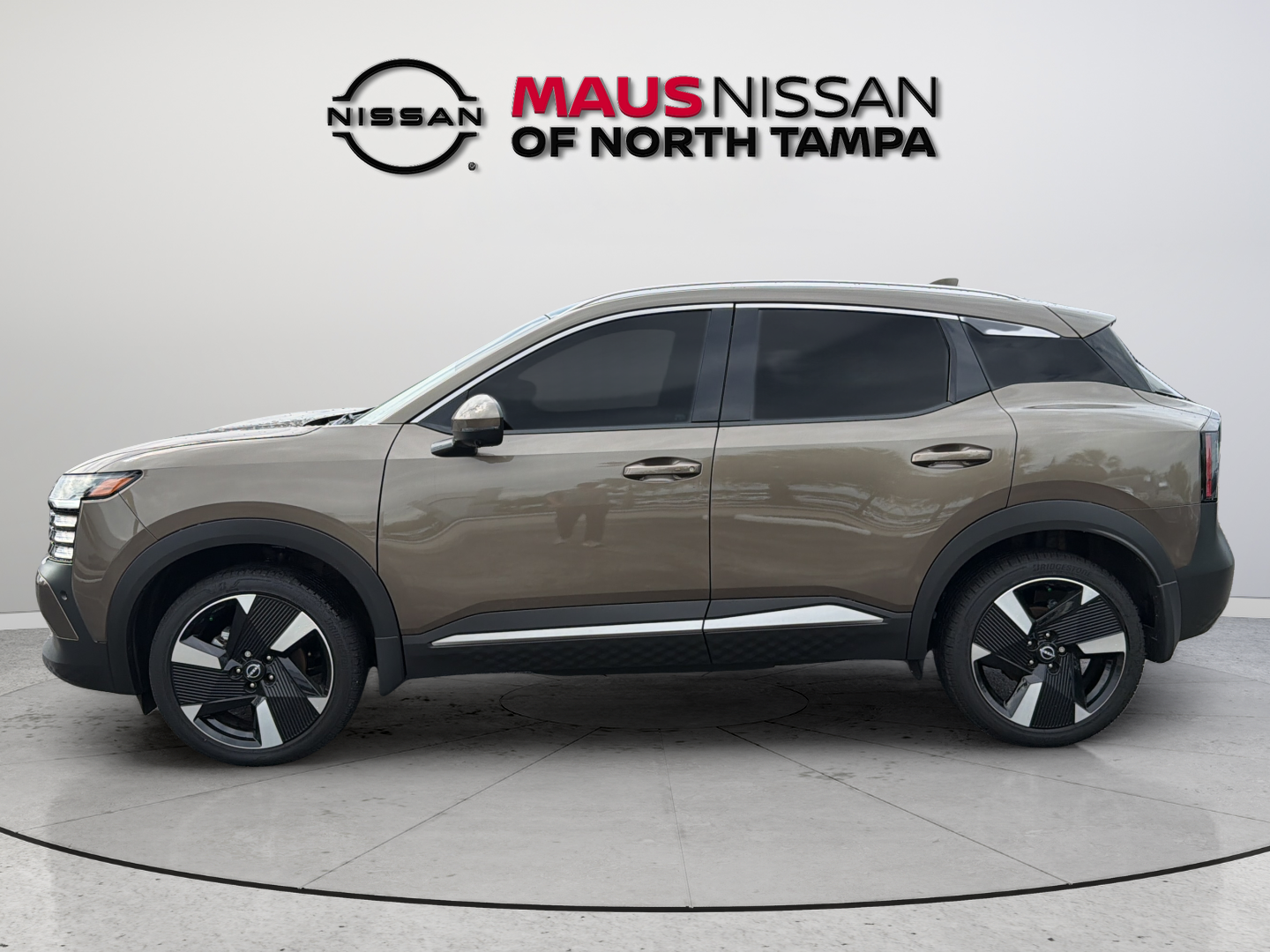 Certified Used 2025 Brown Nissan SR image 6
