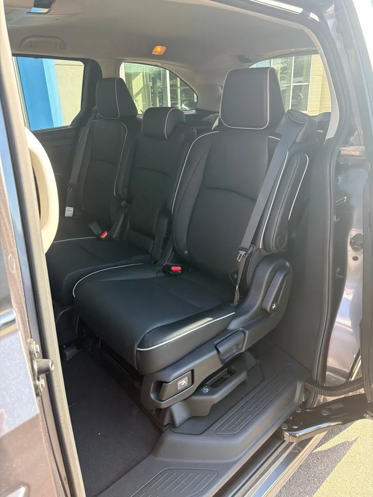 2026 Honda Odyssey Touring - Photo 11