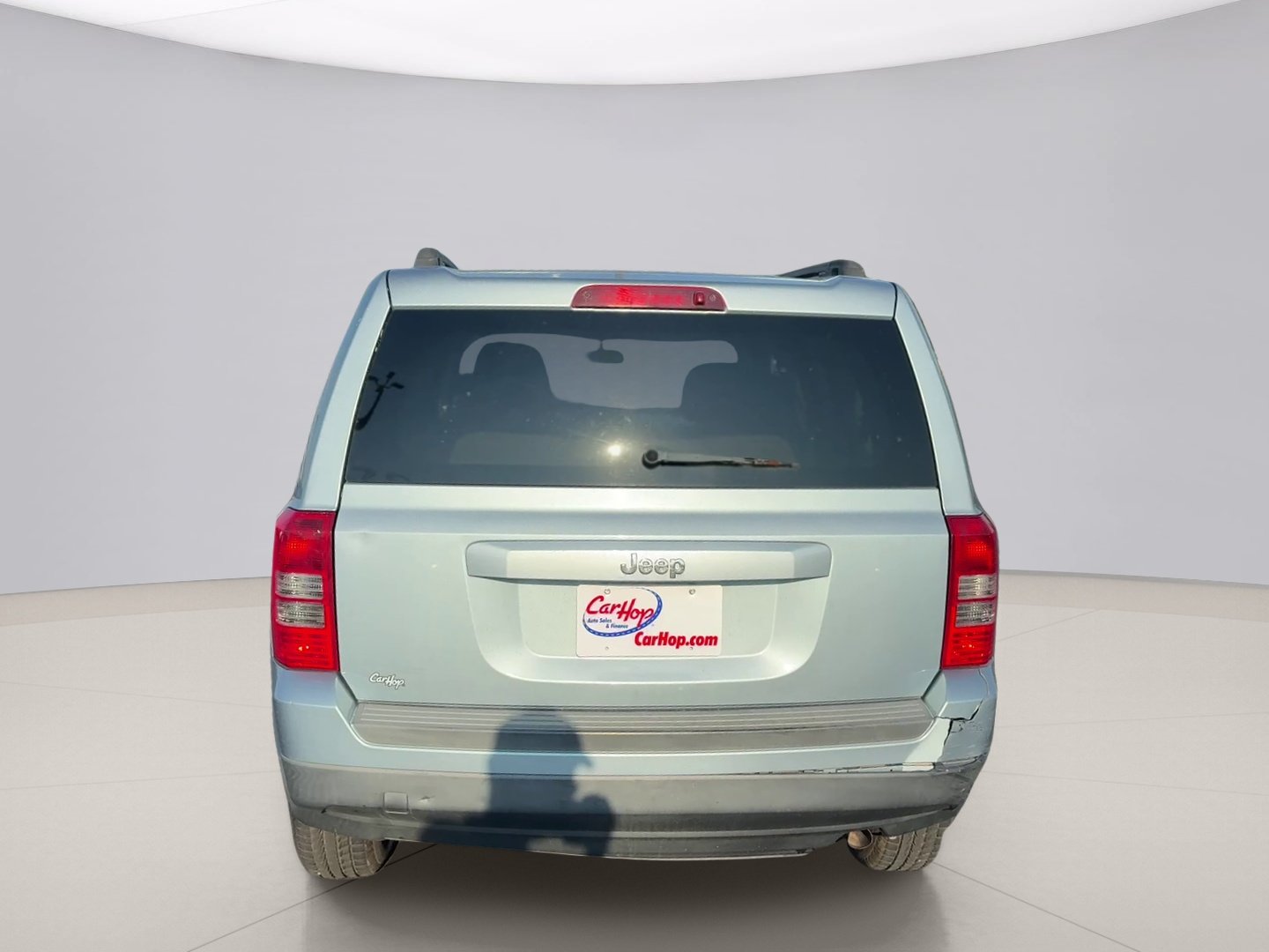 Used 2014 Blue Jeep SPORT image 4