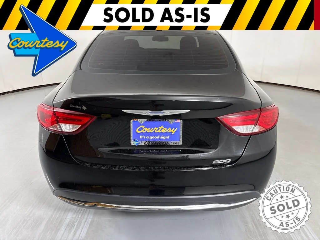 Used 2015 Black Chrysler Limited image 7