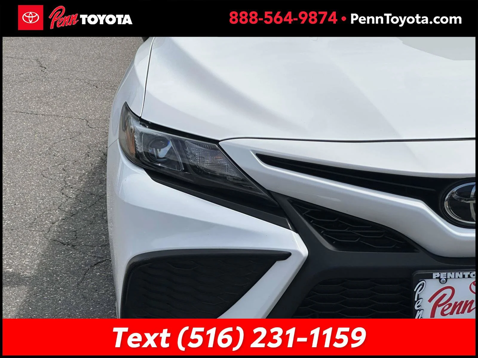 Used 2022 White Toyota SE Nightshade image 9