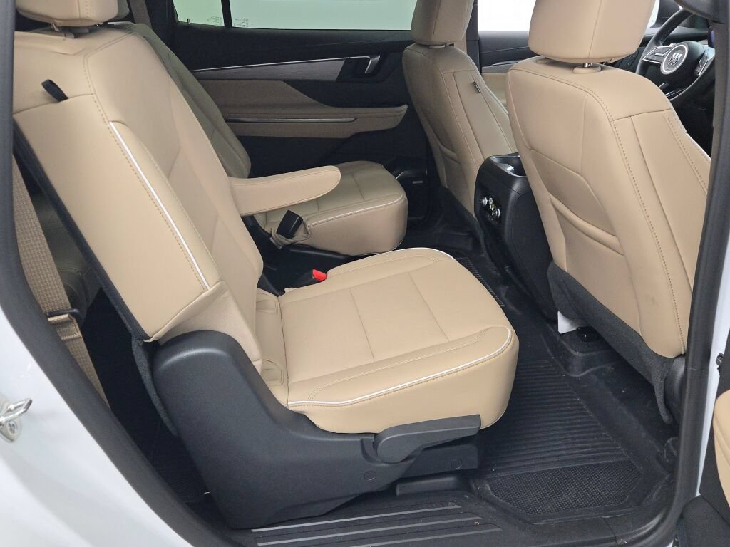 2026 Buick Enclave Preferred - Photo 10