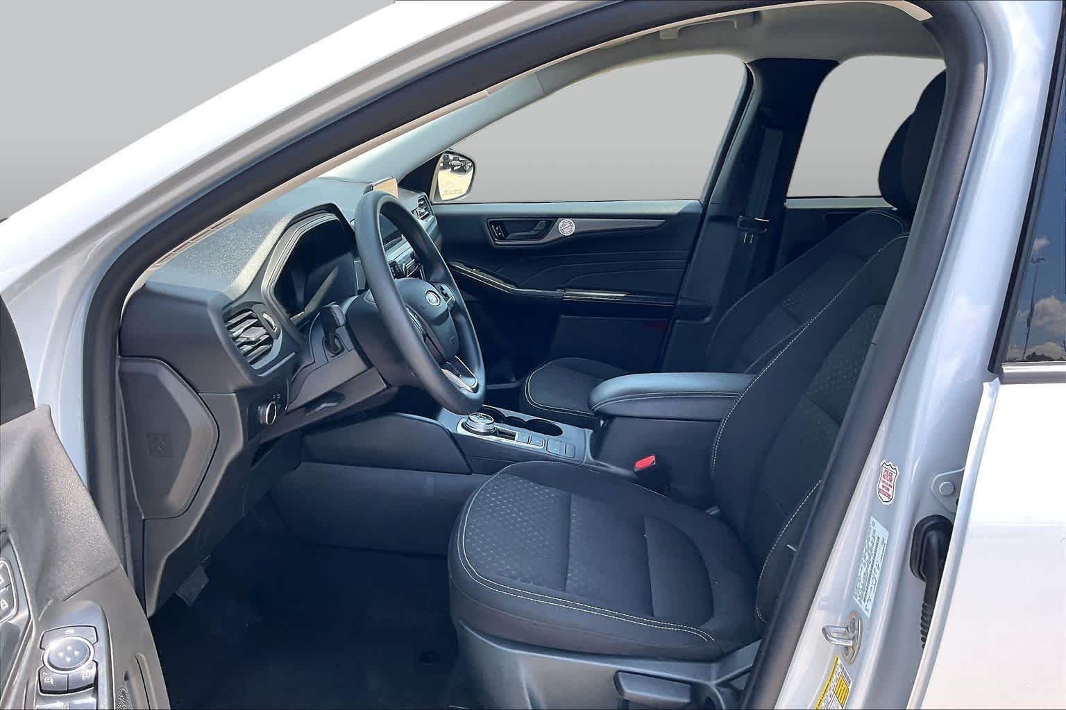 Pre-Owned 2025 Ford Escape Active