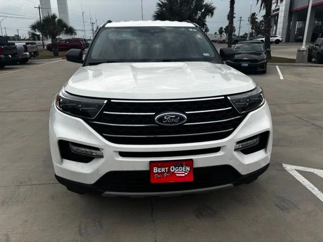 Used 2020 White Ford XLT image 2