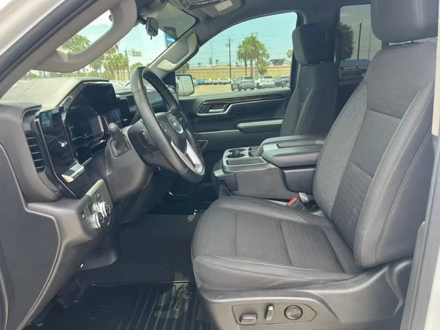 Used 2024 Summit White GMC Elevation image 20