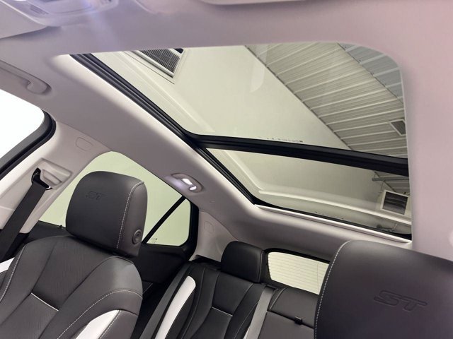 Used 2026 Summit White Buick Sport Touring image 7