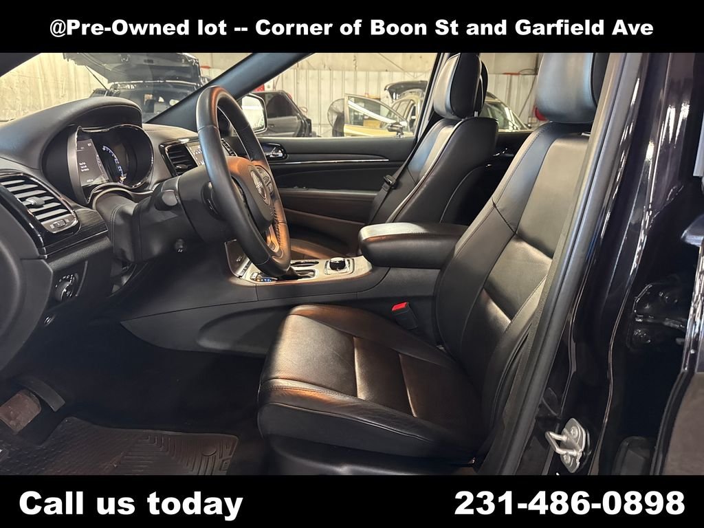 Used 2019 Red Jeep High Altitude image 14