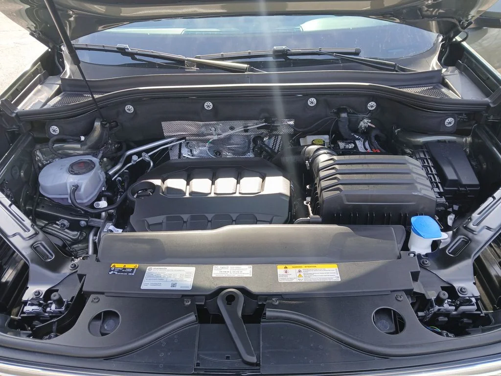 New 2026 Green Volkswagen 2.0T SE w/Technology image 20