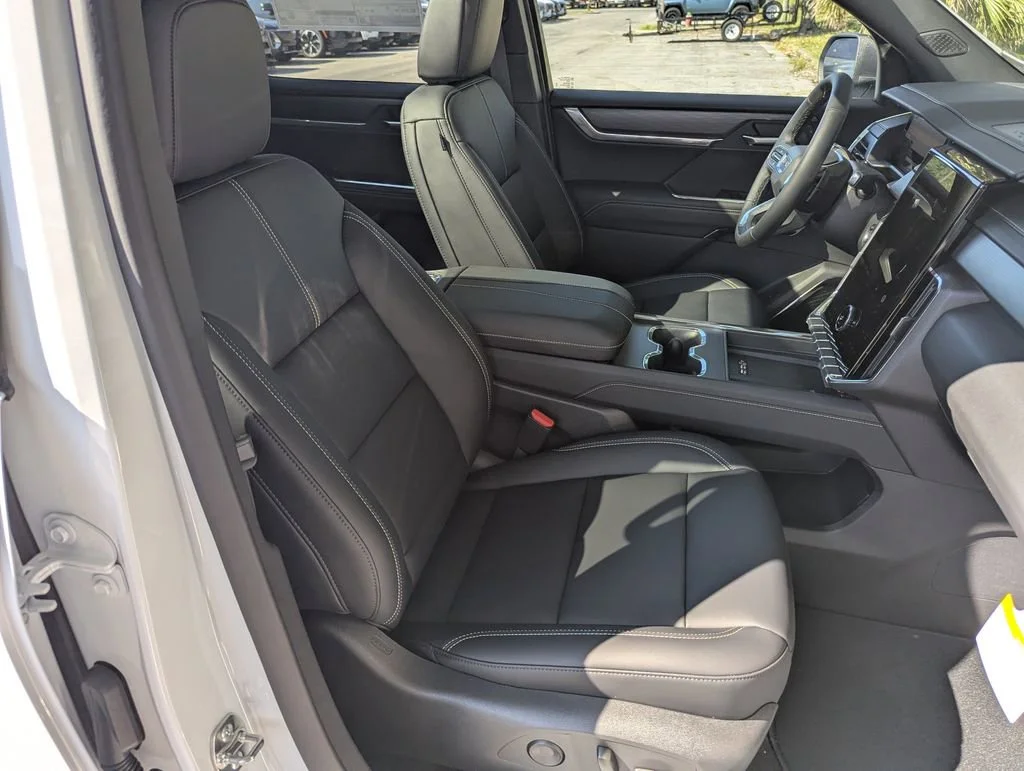 2026 GMC Acadia Elevation - Photo 41