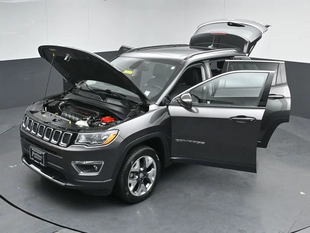 Used 2020 Granite Crystal Clearcoat Metallic Jeep Limited image 55