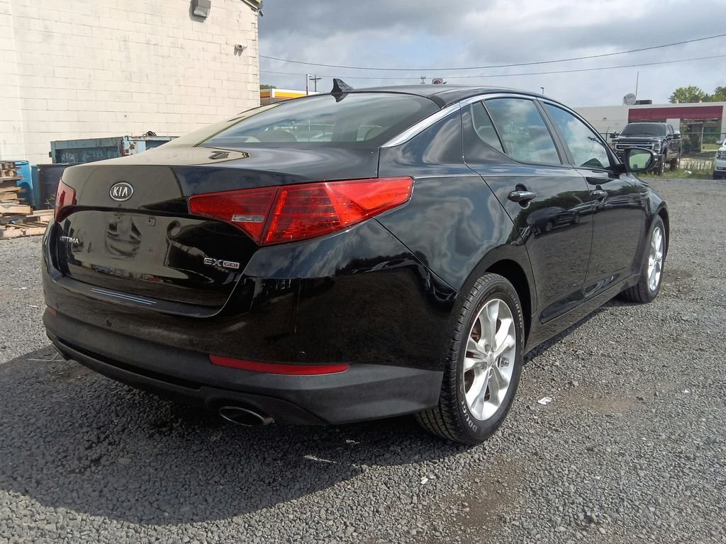 Used 2012 Black Kia EX image 6