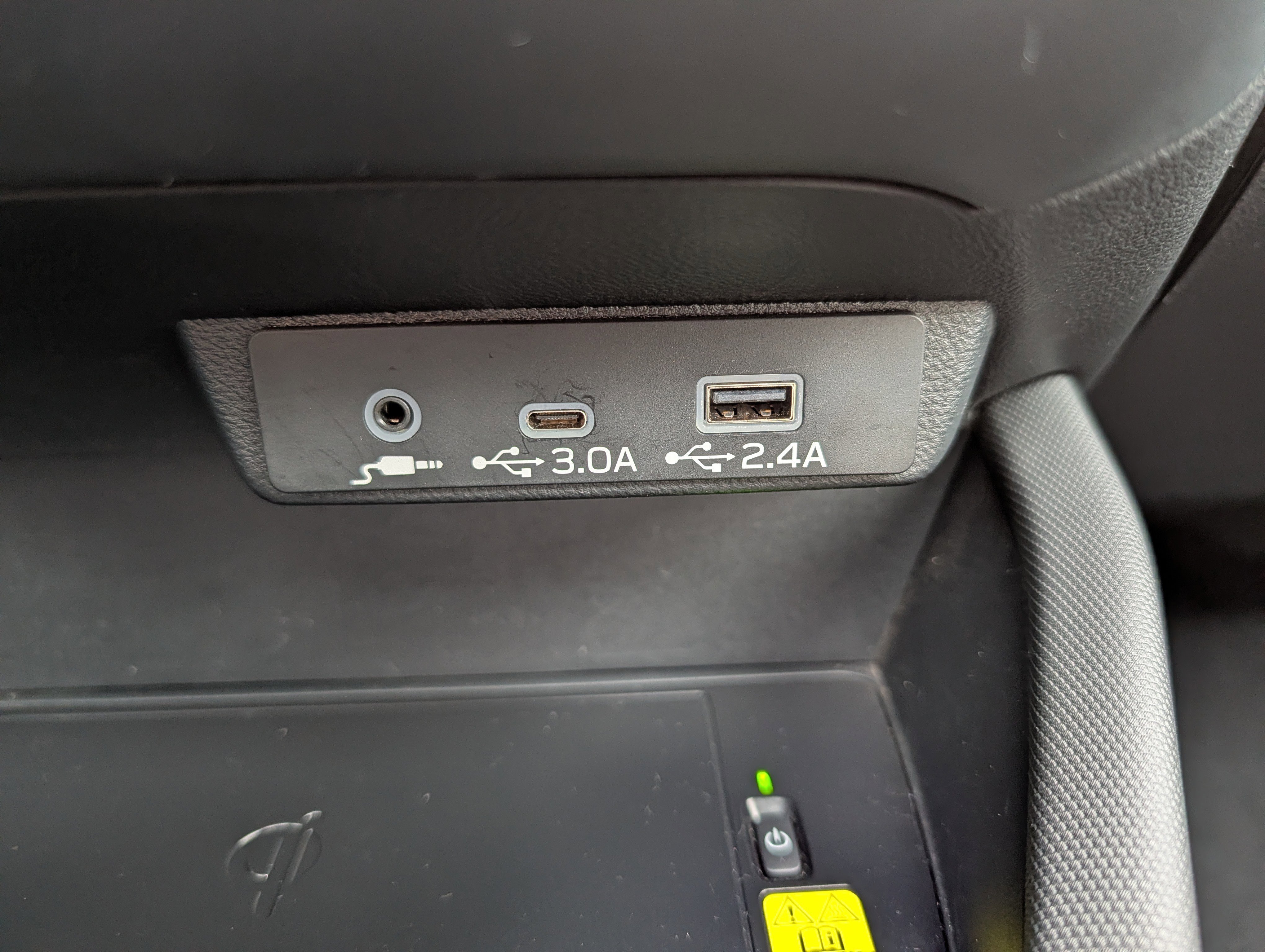 Used 2025 Magnetite Gray Metallic Subaru Premium image 33