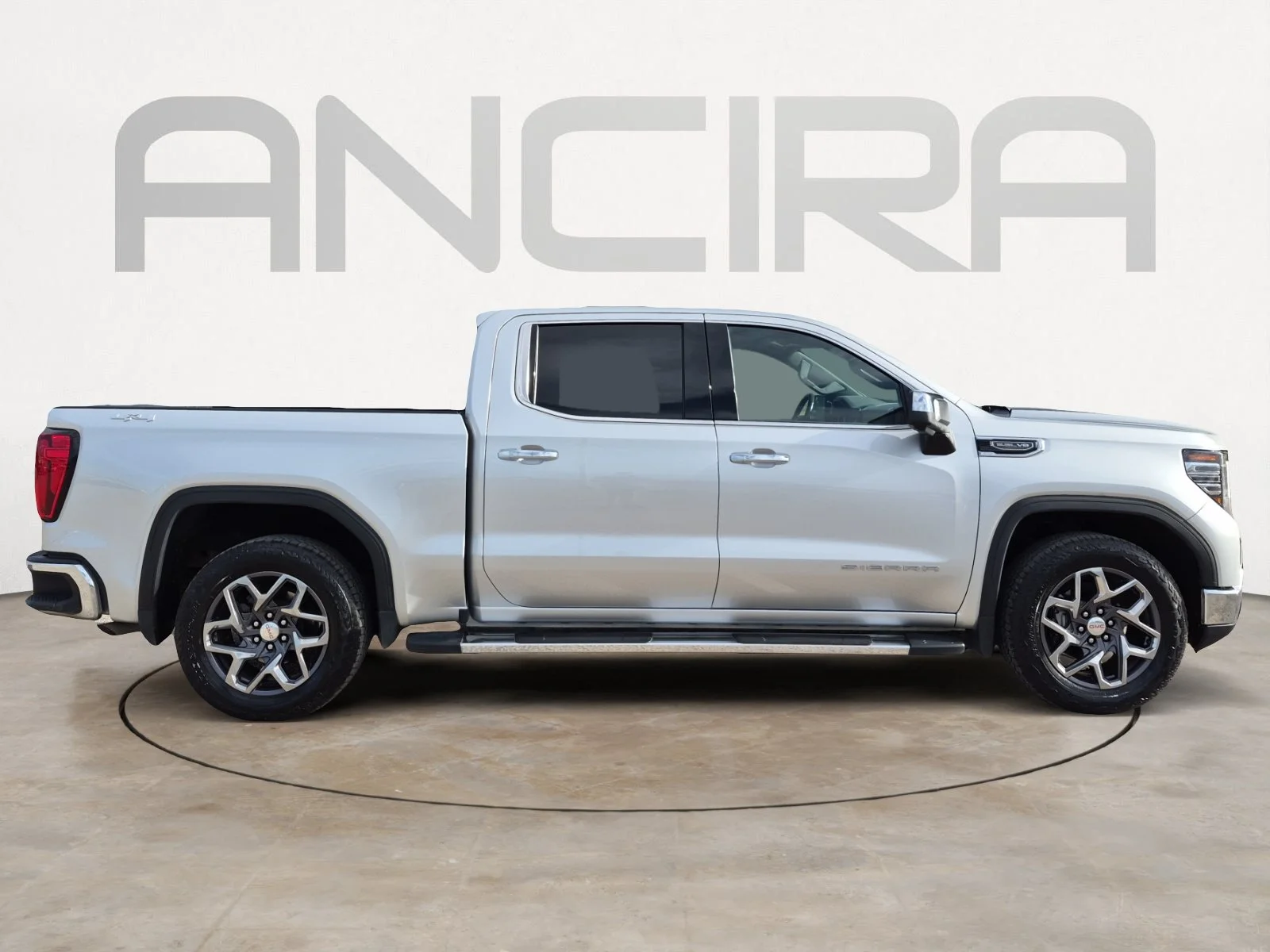 Used 2022 Quicksilver Metallic GMC SLT image 10