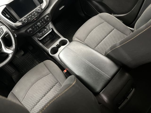 Used 2018 Red GMC SLE image 25