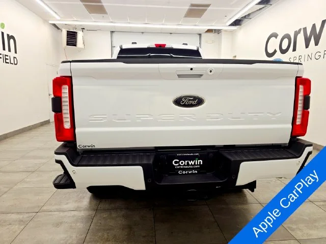 New 2026 Oxford White Ford F-250® XLT image 4