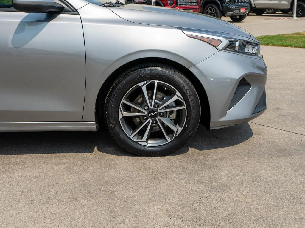 Used 2023 Gray Kia LXS image 32