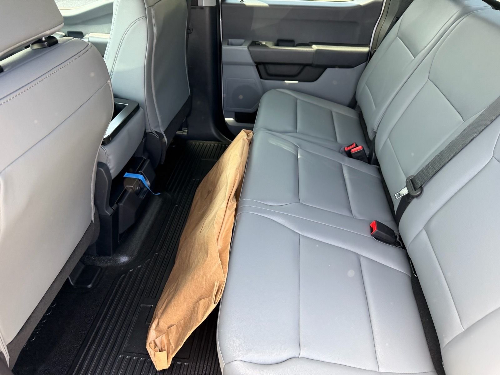 New 2026 Oxford White Ford F-350® XL image 11