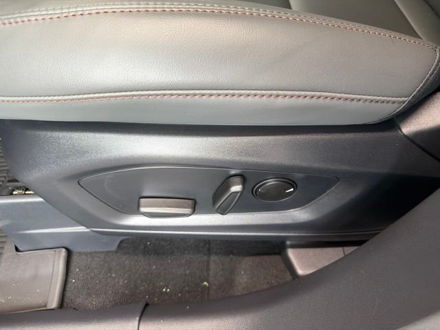New 2026 Star White Metallic Tri-Coat Ford Active image 14