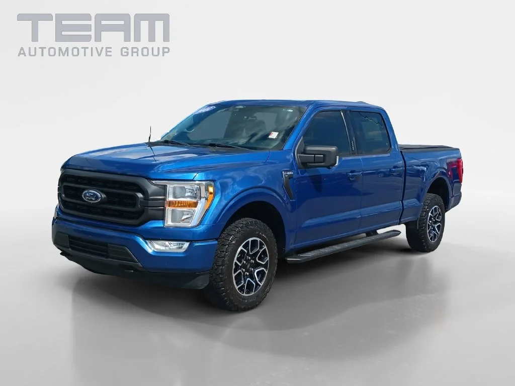 Used 2022 Blue Ford XLT image 3