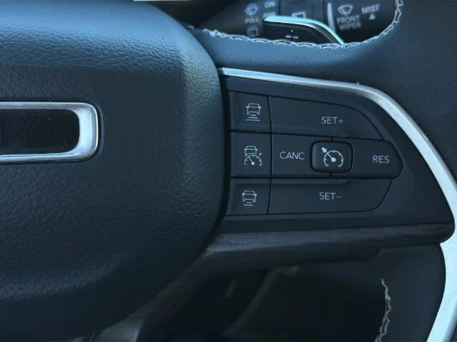 Used 2023 Brown Jeep Limited image 28