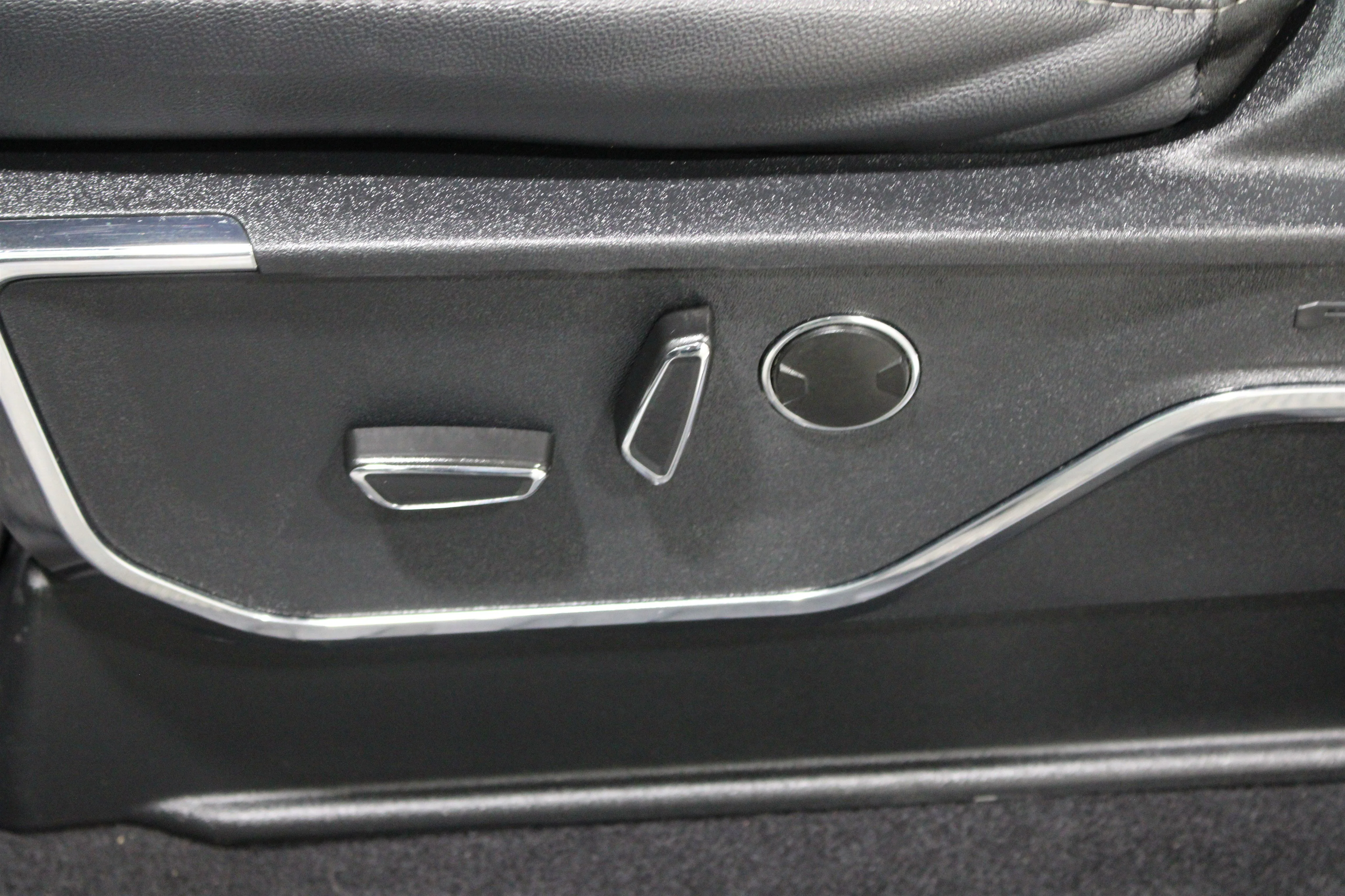 2023 Ford F-150 Lariat - Photo 5