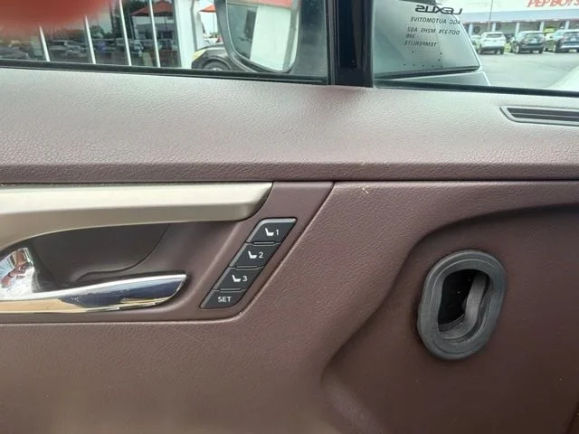 Used 2019 White Pearl Lexus 350 image 10