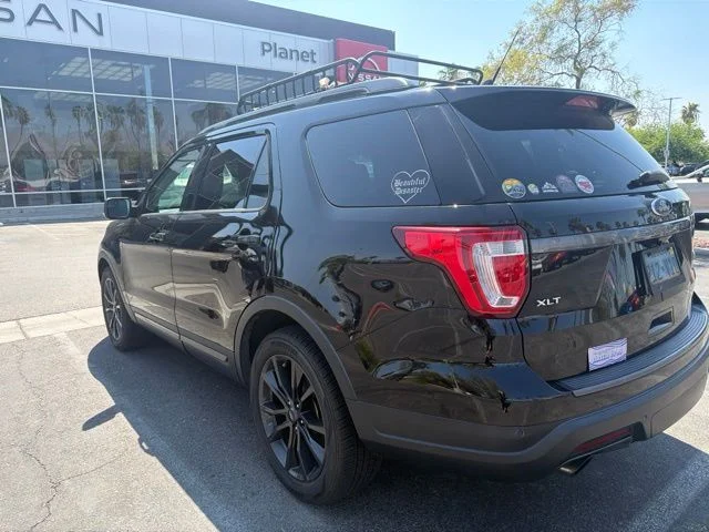 Used 2018 Shadow Black Ford XLT image 8